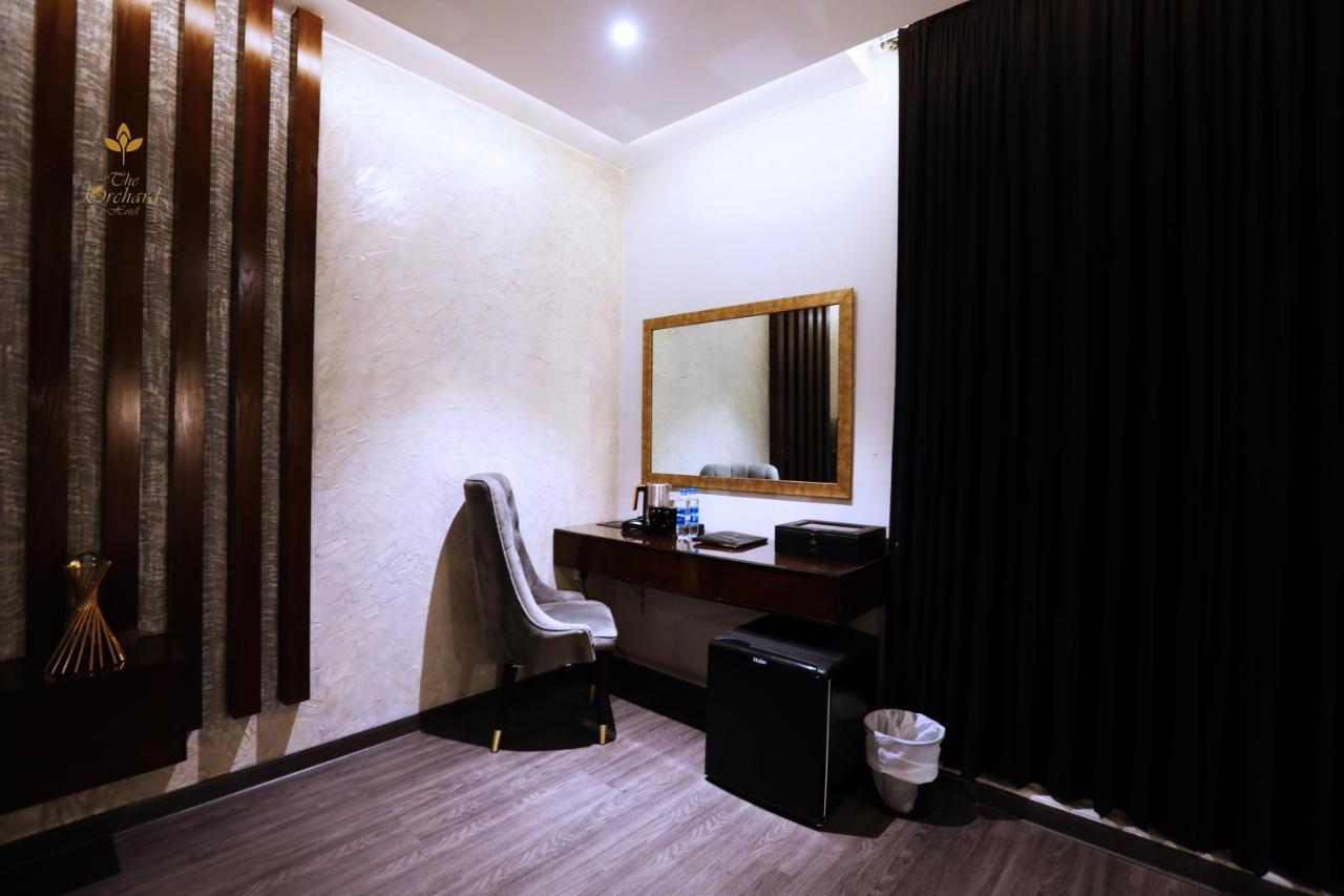 The Orchard Hotel Lahore Buitenkant foto