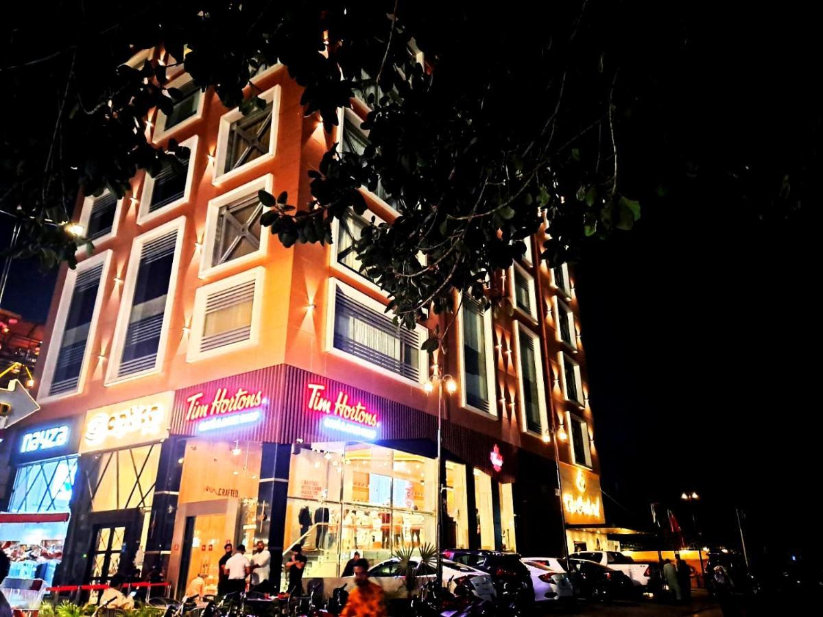 The Orchard Hotel Lahore Buitenkant foto